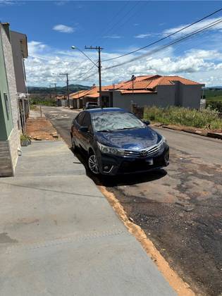 TOYOTA COROLLA 1.8 GLI 16V FLEX 4P AUTOMÁTICO TOYOTA COROLLA 1.8 GLI 16V FLEX 4P AUTOMÁTICO